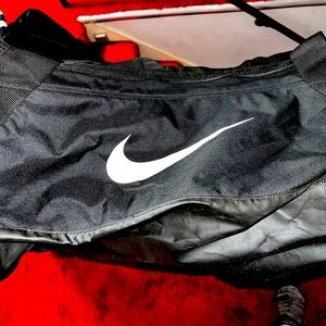 Nike Large Duffle Bag! Never Used!